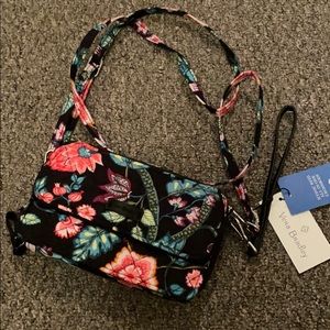 All in One Crossbody in Vines Floral